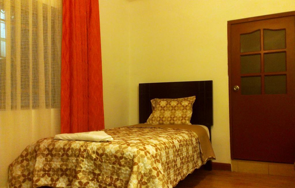 Huayruro Guest House Cusco Bagian luar foto